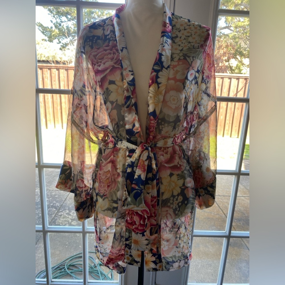 floral robe